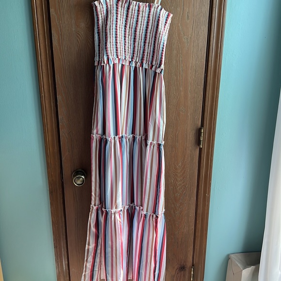 NWT striped smocked tiered maxi dress - Picture 2 of 7